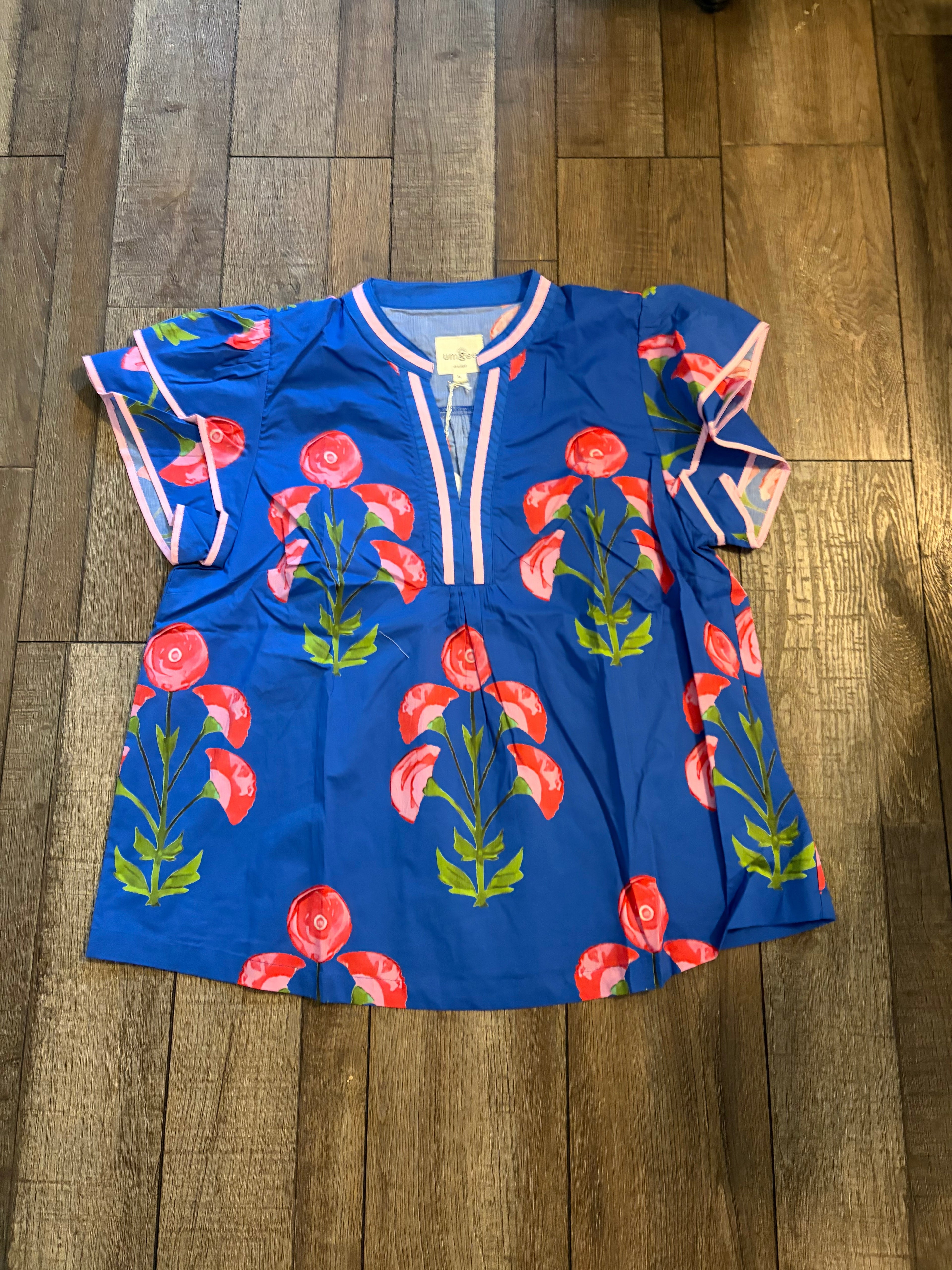 PLUS - Blue Floral Top