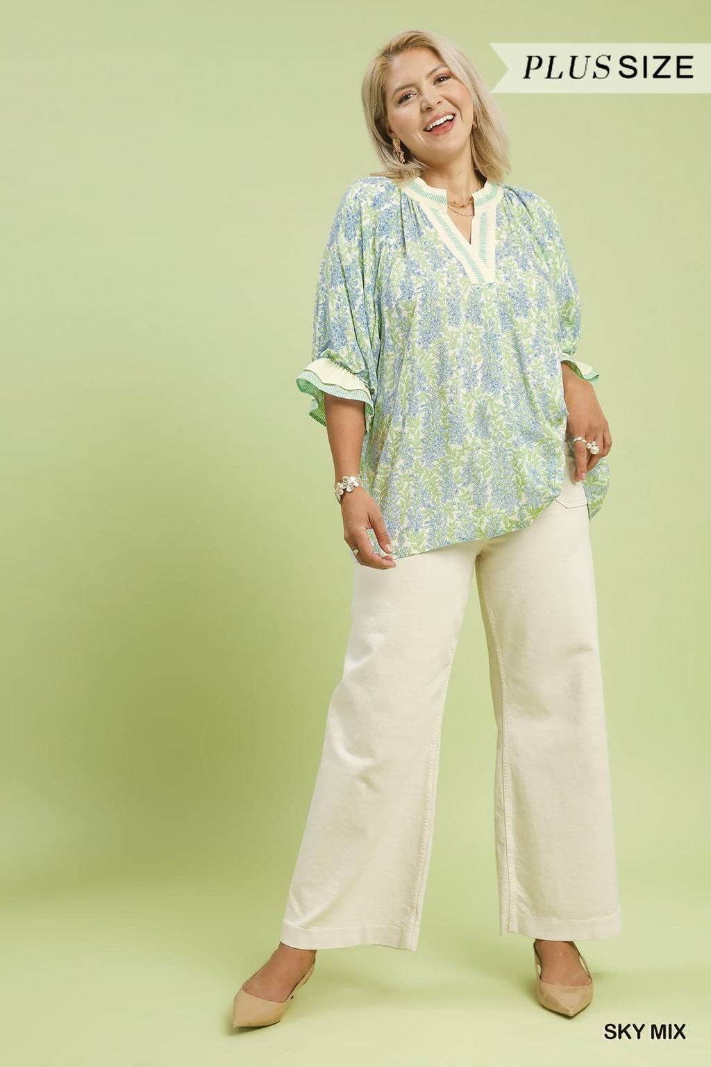 PLUS - Blue & Green Floral Top